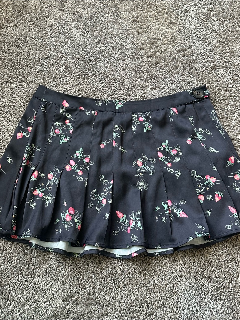 Kimchi Blue Black Pleated Mini Skirt with Pink Strawberry Print